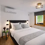 Apartment Hisa Pri Jezeru Dobrovnik