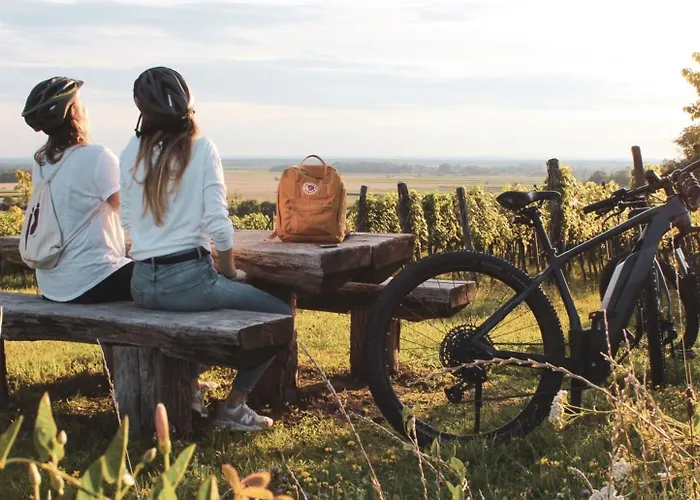 Hisa Pri Jezeru شقة